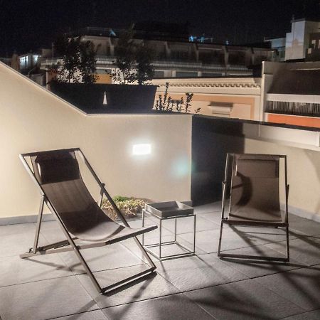 Nicola'S Apartments Бари Экстерьер фото
