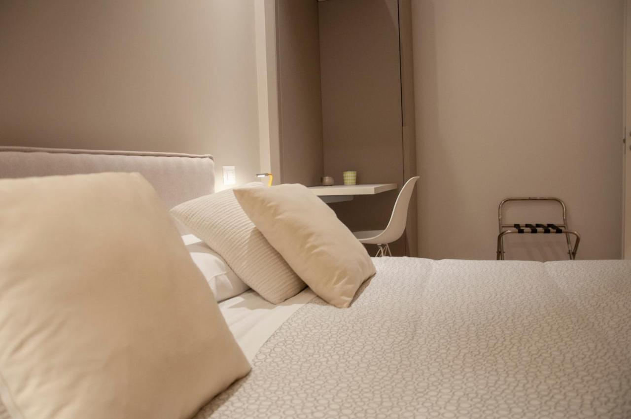 Nicola'S Apartments Бари Экстерьер фото